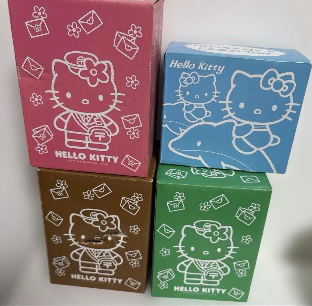 【5個セット】ハローキティ 郵便屋さん貯金箱3色＋グラス2個セット