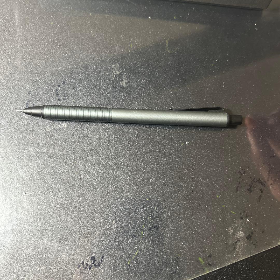 シャーペン詰め合わせセットと筆箱