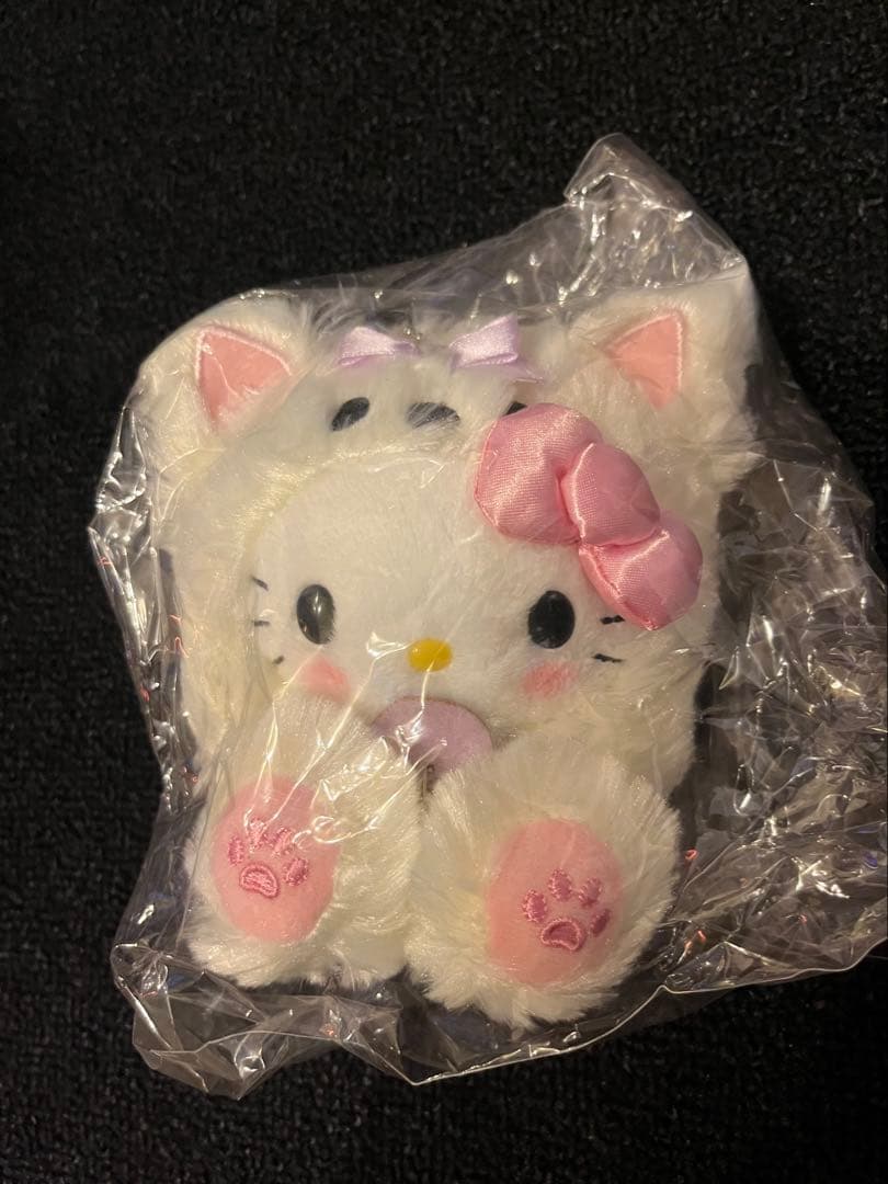 希少品ハローキティ ミニチュアダックスチワワマスコット 2点セット