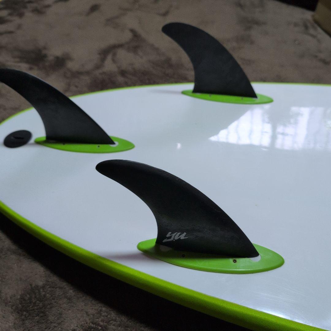 INTRO 5'5\"　ソフトボード　フィン付 chopper model