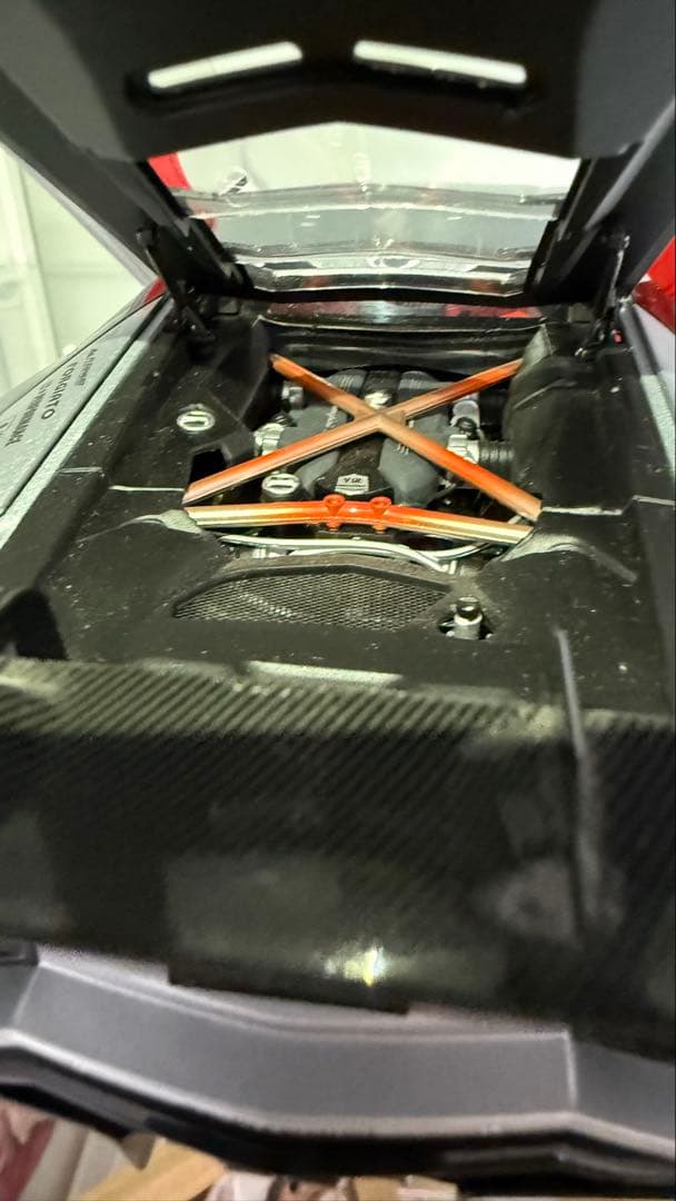 ミニカー Lamborghini Aventador LB Performance1/18