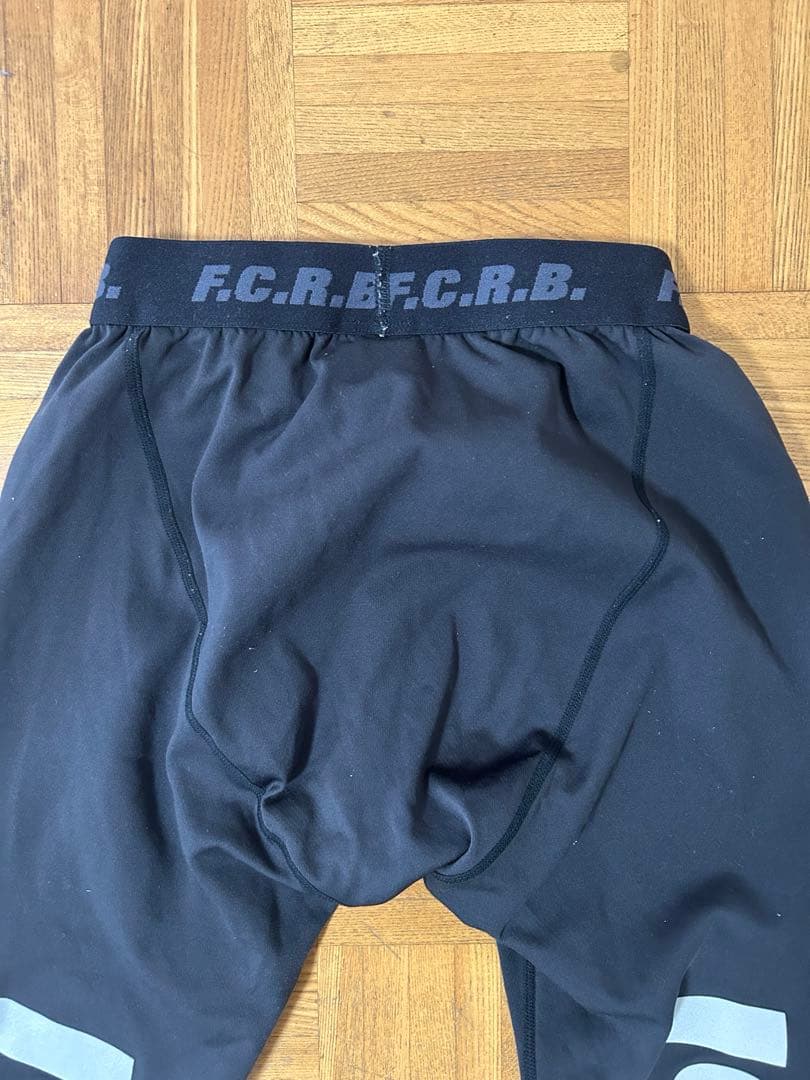 ウェア F.C.Real Bristol UNDER LAYER TIGHTS