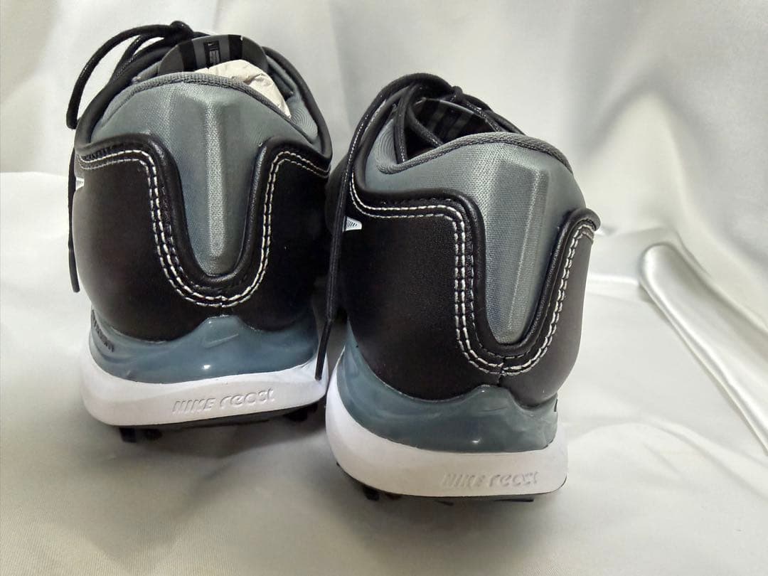 【新品】Nike ゴルフシューズ　24.5cm