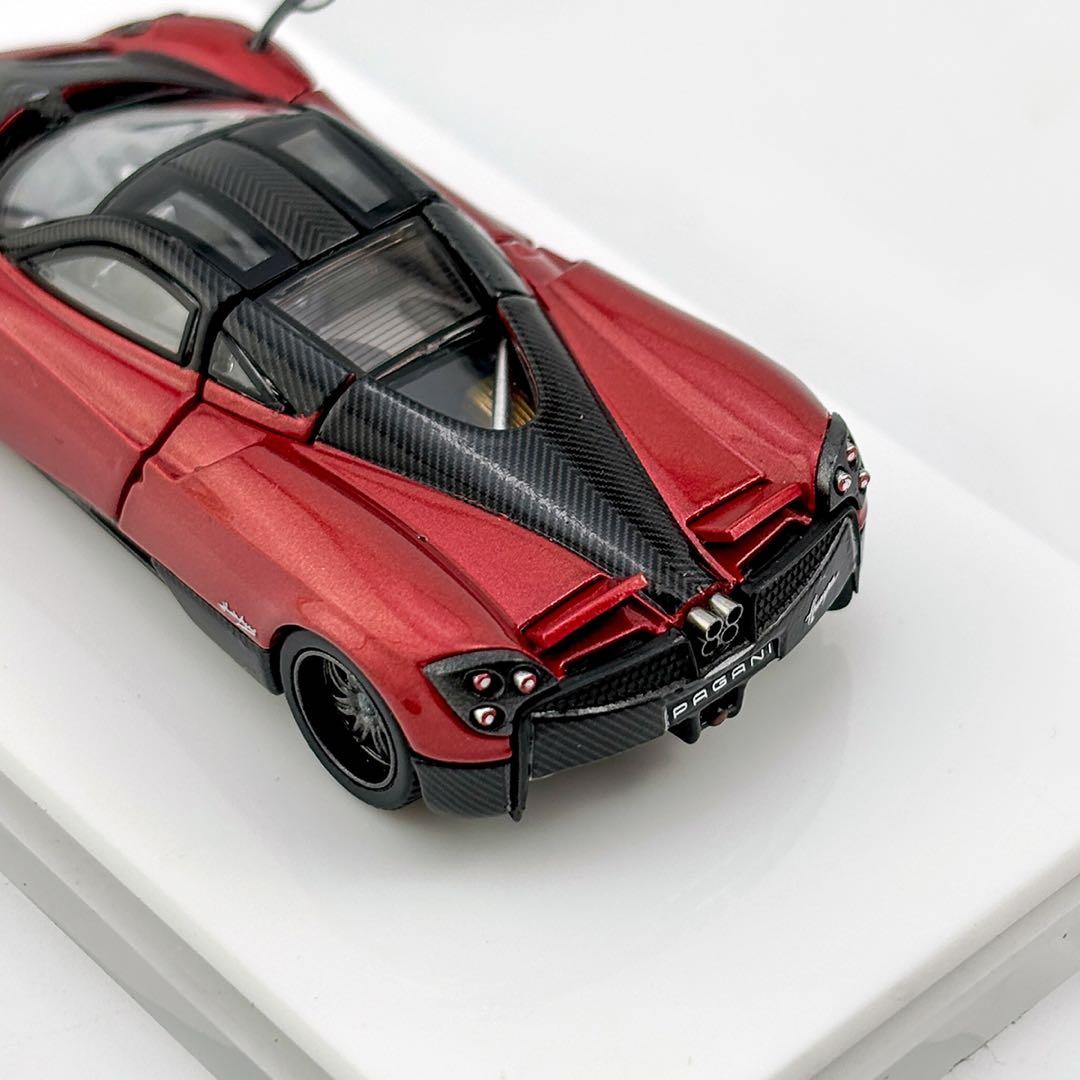 HKM プレミアム 1/64 パガーニ ウアイア 濃い赤色