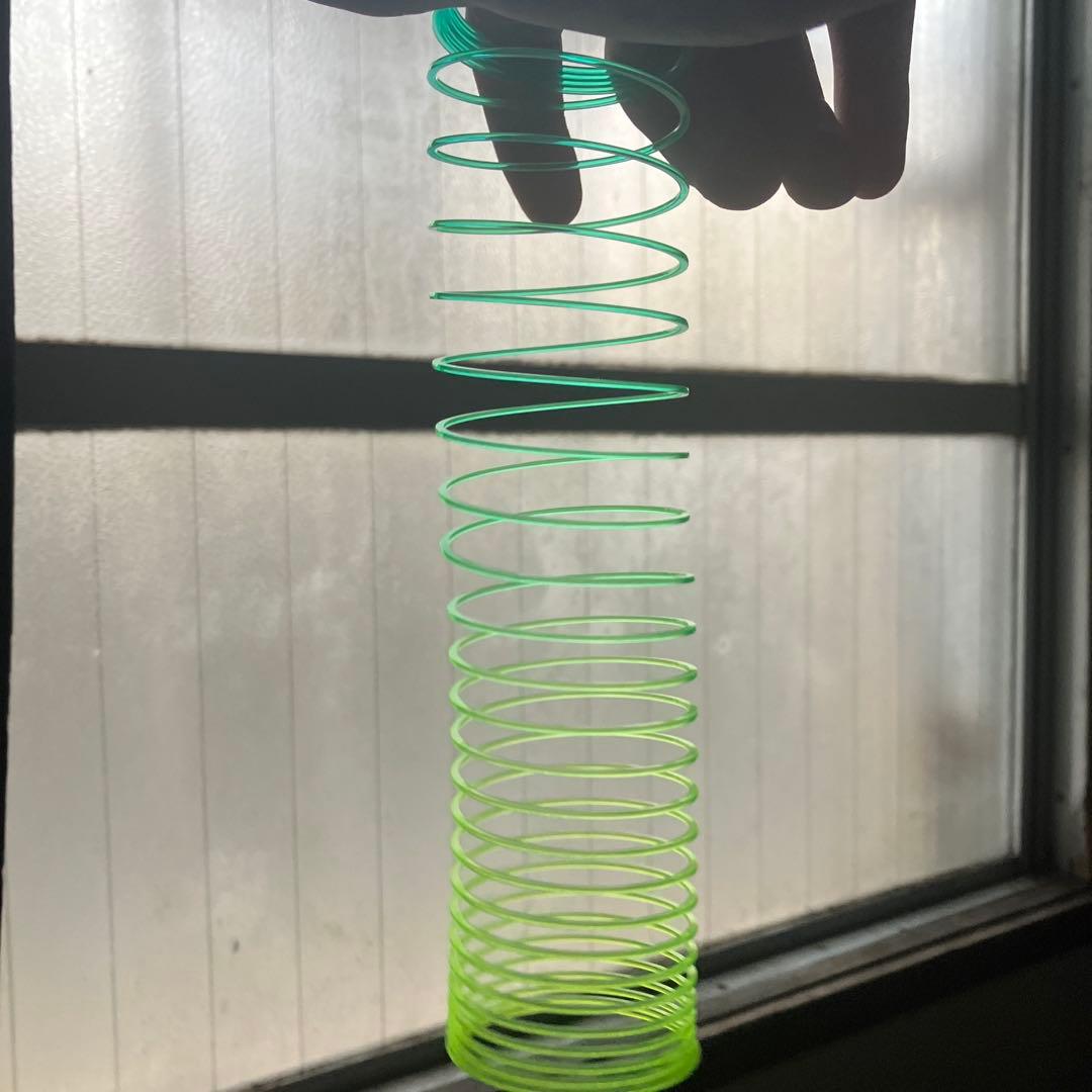 グリーンスプリングトイ 約15cm slingy