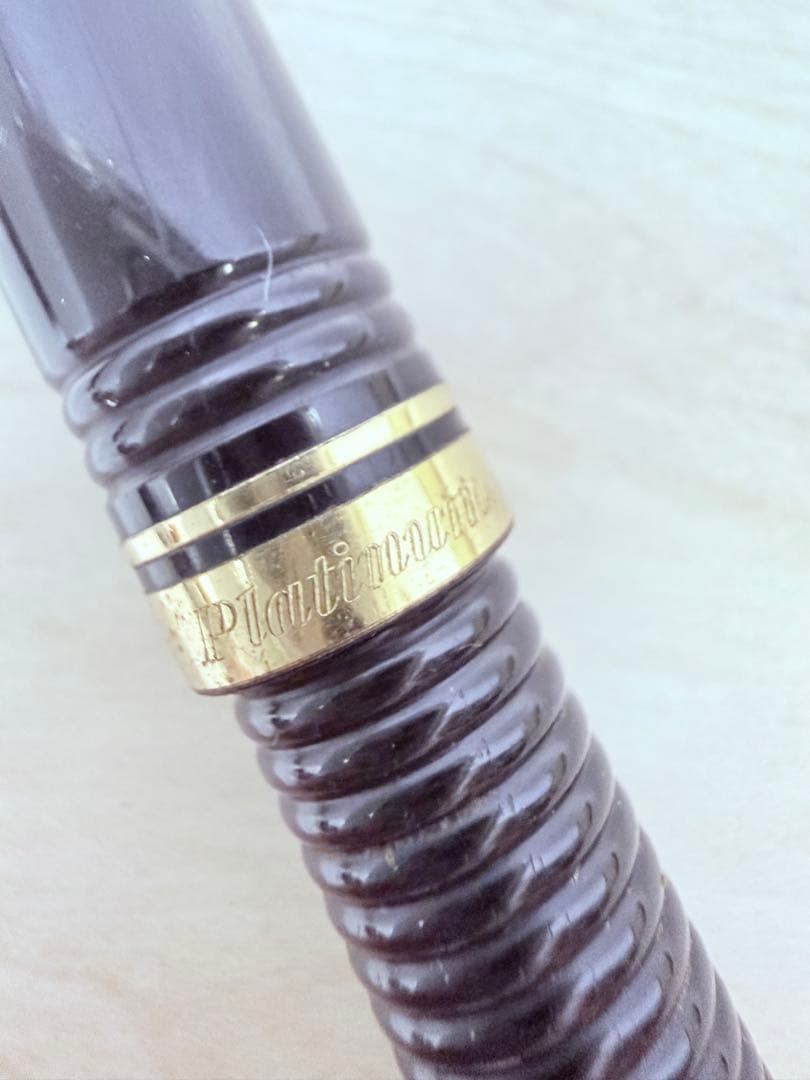 Pelikan ペリカン 万年筆 14K 金ペン先 ブラック×ゴールド