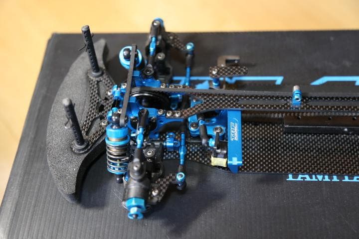 タミヤ 1/10 TRF420  中古　完バラメンテ済　予備パーツ有り