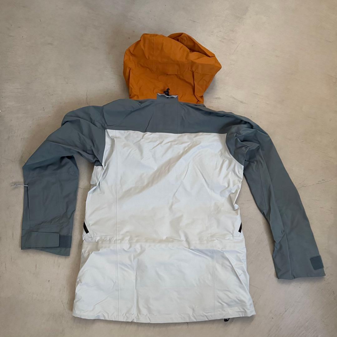 【未使用品】Haglofs ホグロフス スキーウェアGORE-TEX 上下セット