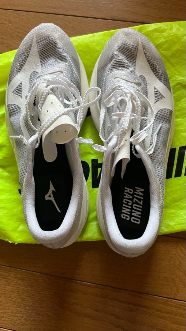 Mizuno ハイパーワープエリート 26.5 プロトタイプ