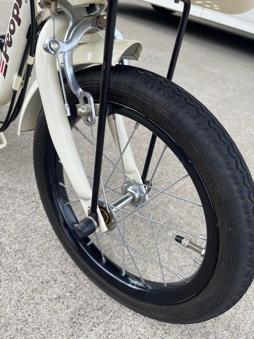 かじとり＆折りたたみ プレミアム・アイボリー子供用自転車 ピープル カゴ 補助輪