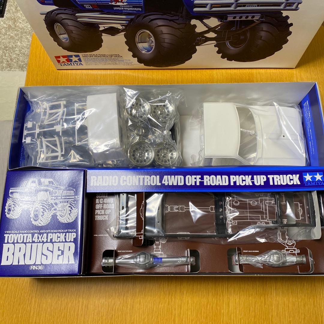 1/10 トヨタ　ハイラックス　4WD ハイリフト　RN36 タミヤ
