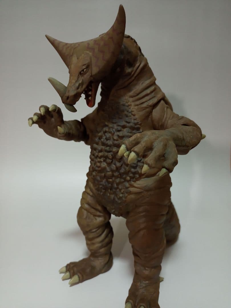ビリケン商会　ゴモラ　ソフビキット塗装済完成品
