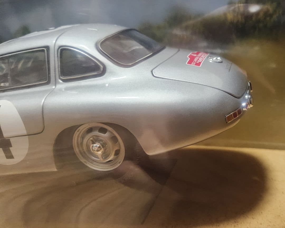 ミニカー 1/18 Ricko Mercedes-Benz 300SL (W194)
