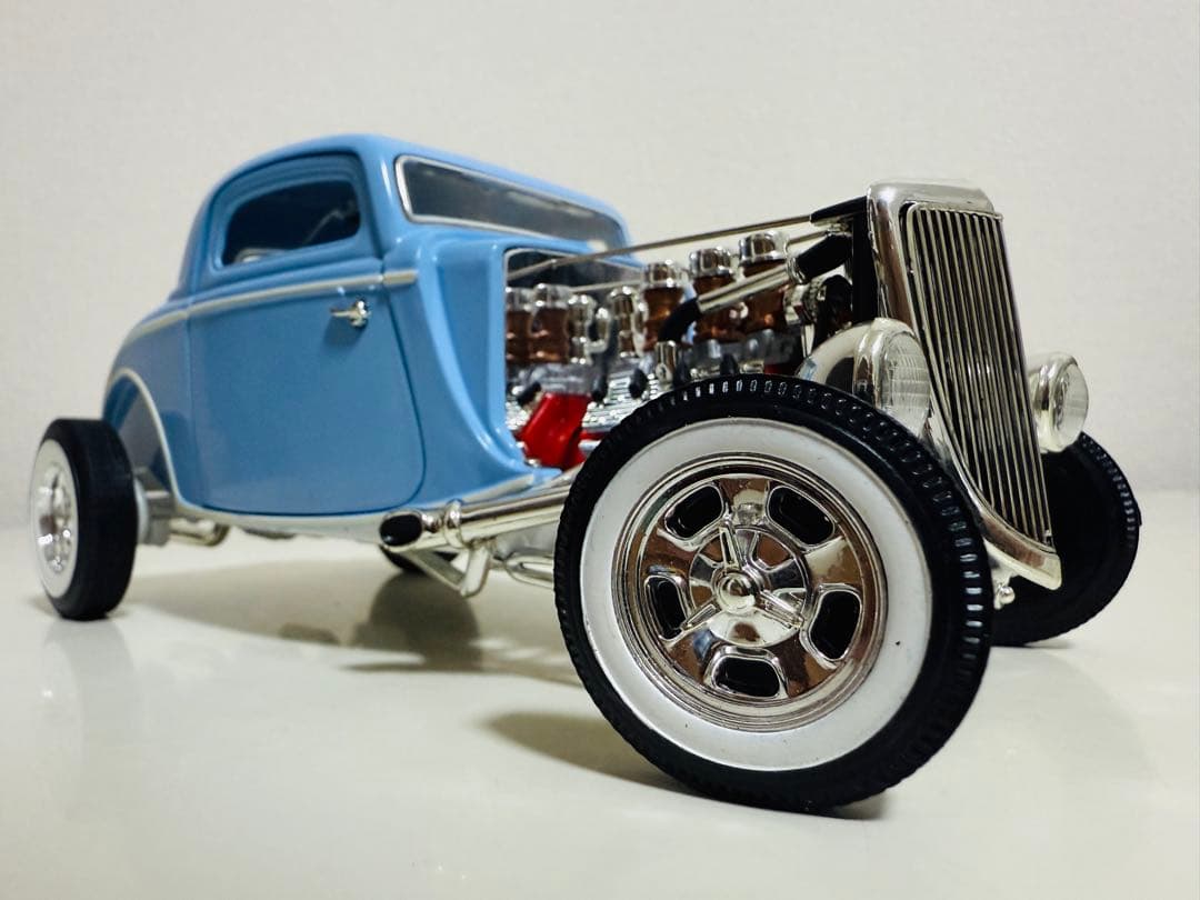 アーテル/'34 Fordフォード HotRodホットロッド 1/18