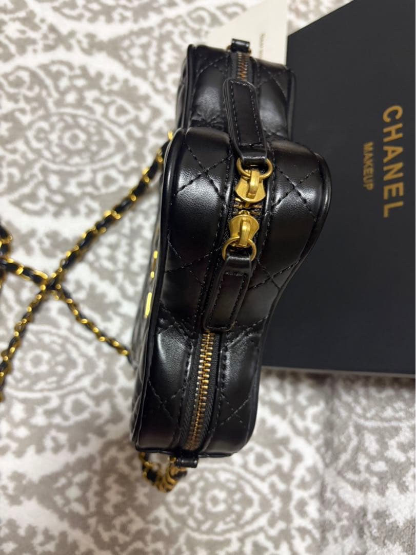 CHANEL MAKEUP キルティング　ショルダースター　バッグ　ノベルティ