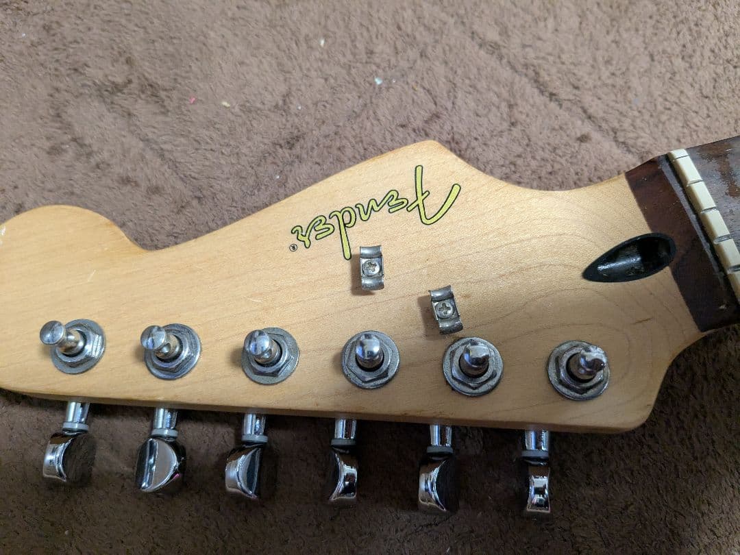 Fender FSR Stratacoustic　エレアコ