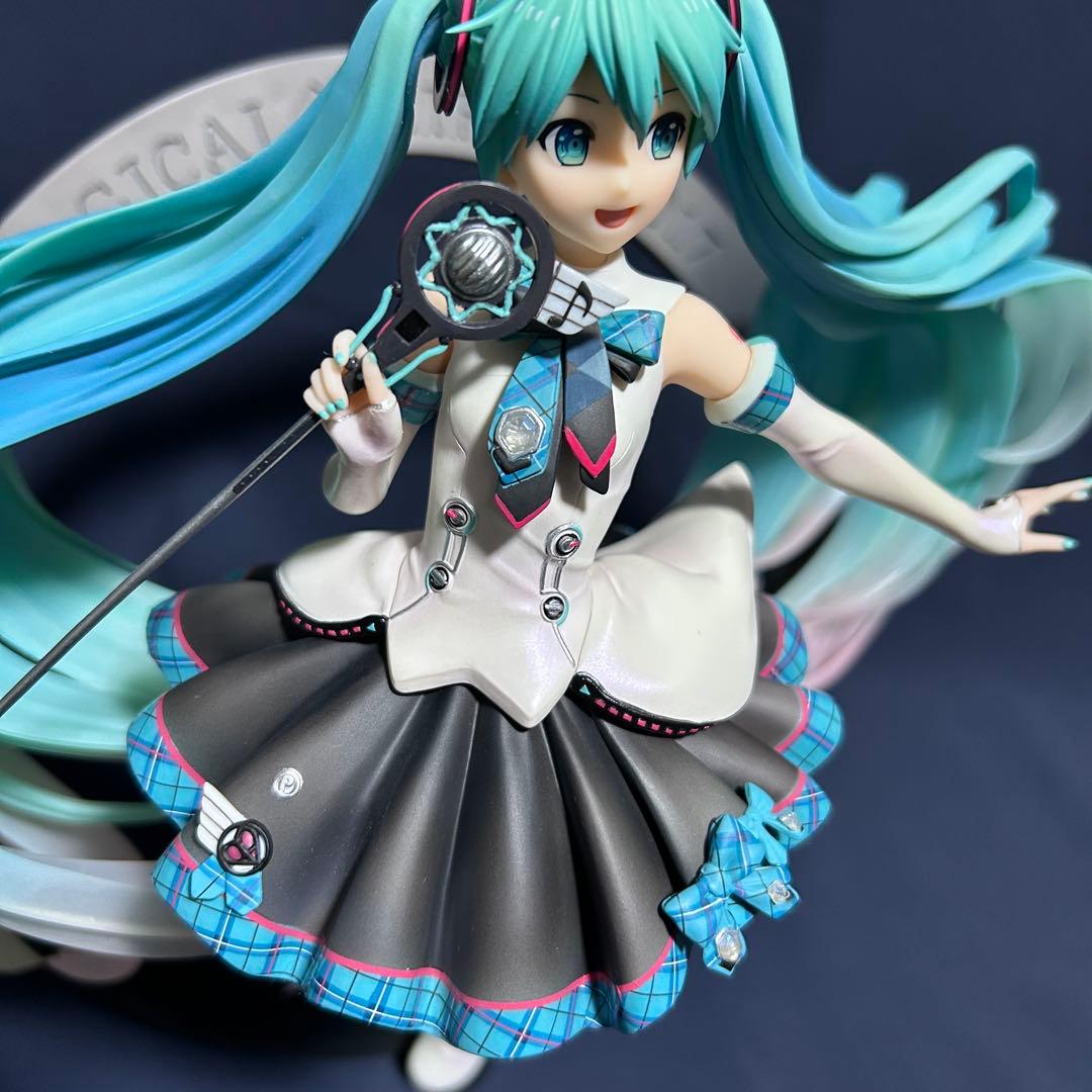 初音ミク「マジカルミライ 2017」Ver. 1/7スケールフィギュア 箱無し