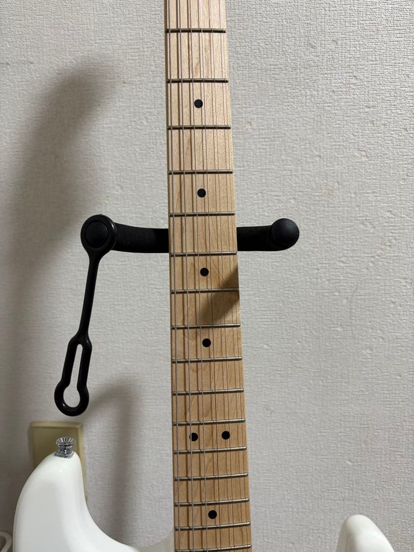 Squier Stratocaster ホワイト 本体・ソフトケース