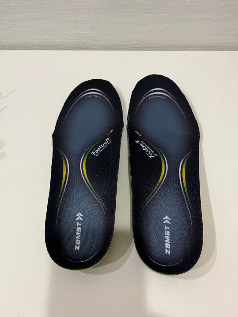 ASICS シューズ ノヴァブラスト 5 ほぼ未使用1回＋ZAMSTインソール付