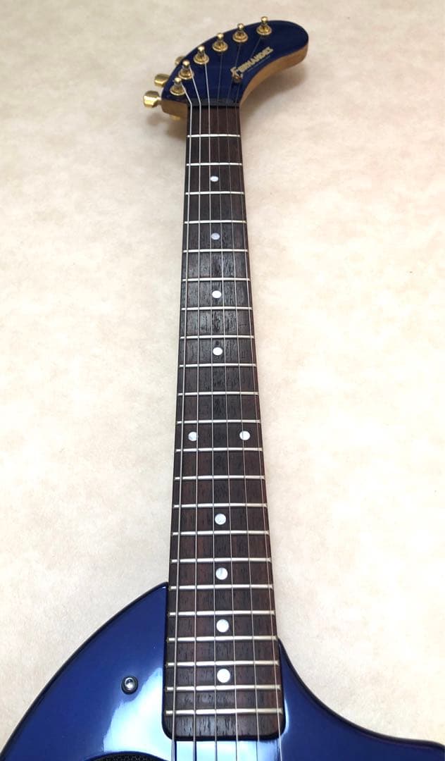 【美品】ZO-3C メタリックブルー アンプ内蔵ミニギター 専用ケース付き！！