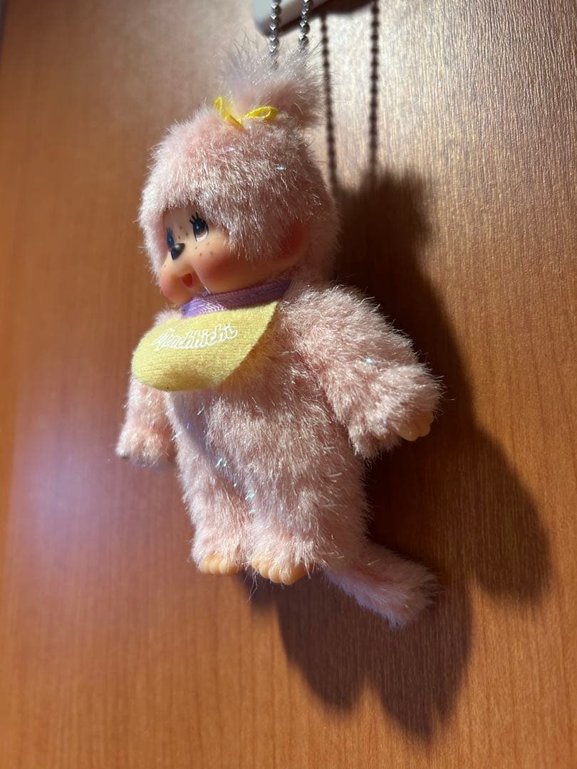 新品 モンチッチ ピンク ラメ キーホルダー　非売品