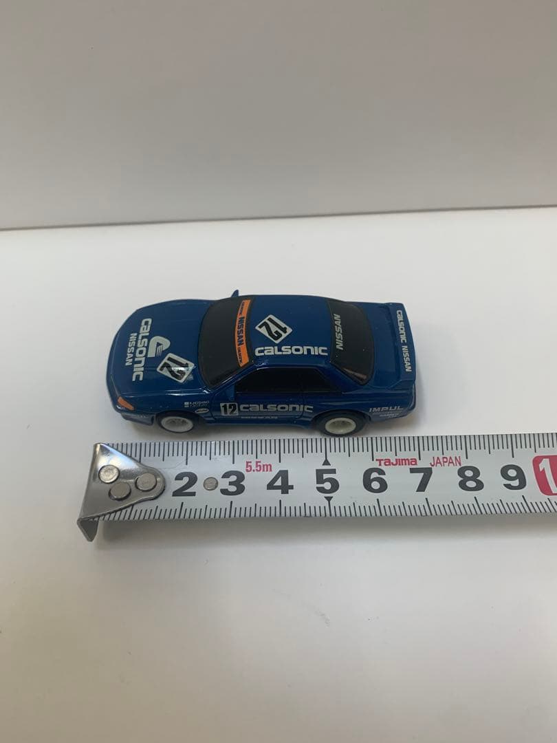 トミー　HOスケールスロットカー　AFX カルソニックスカイラインGT-R