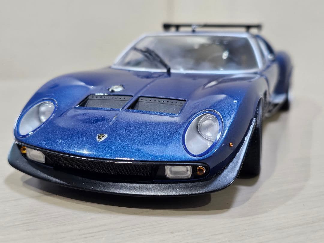 京商　1/18　ランボルギーニ・イオタ・SVR