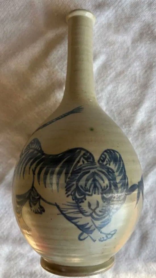 古伊万里　古染付 竹虎図 鶴首徳利　 花器 一輪挿し 時代物