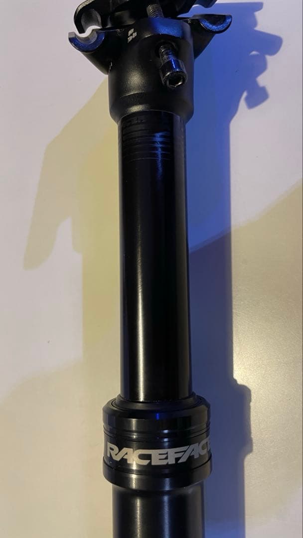 RACEFACE TURBINE ドロッパーシートポスト 30.9㍉ 100㍉