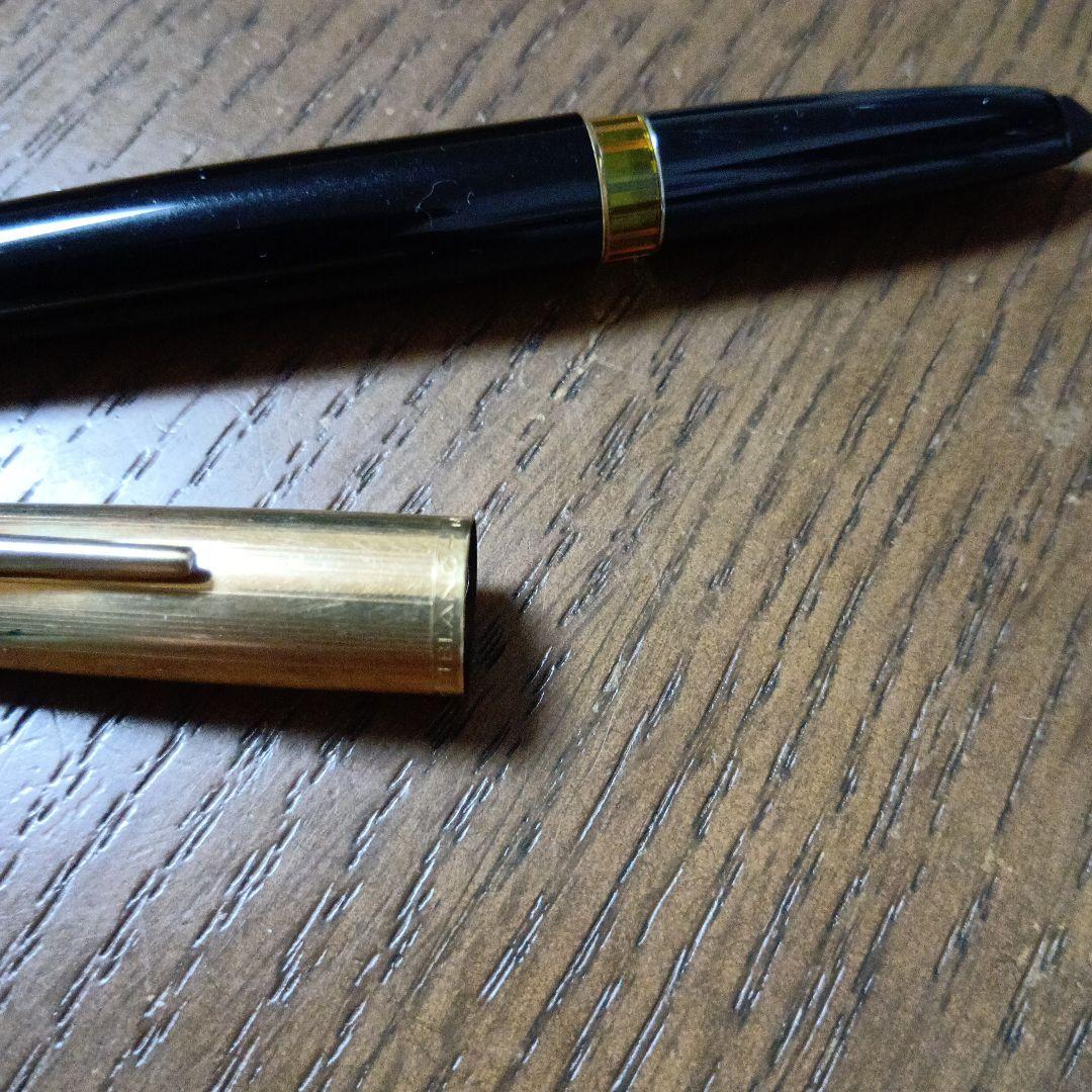 MONTBLANC 万年筆