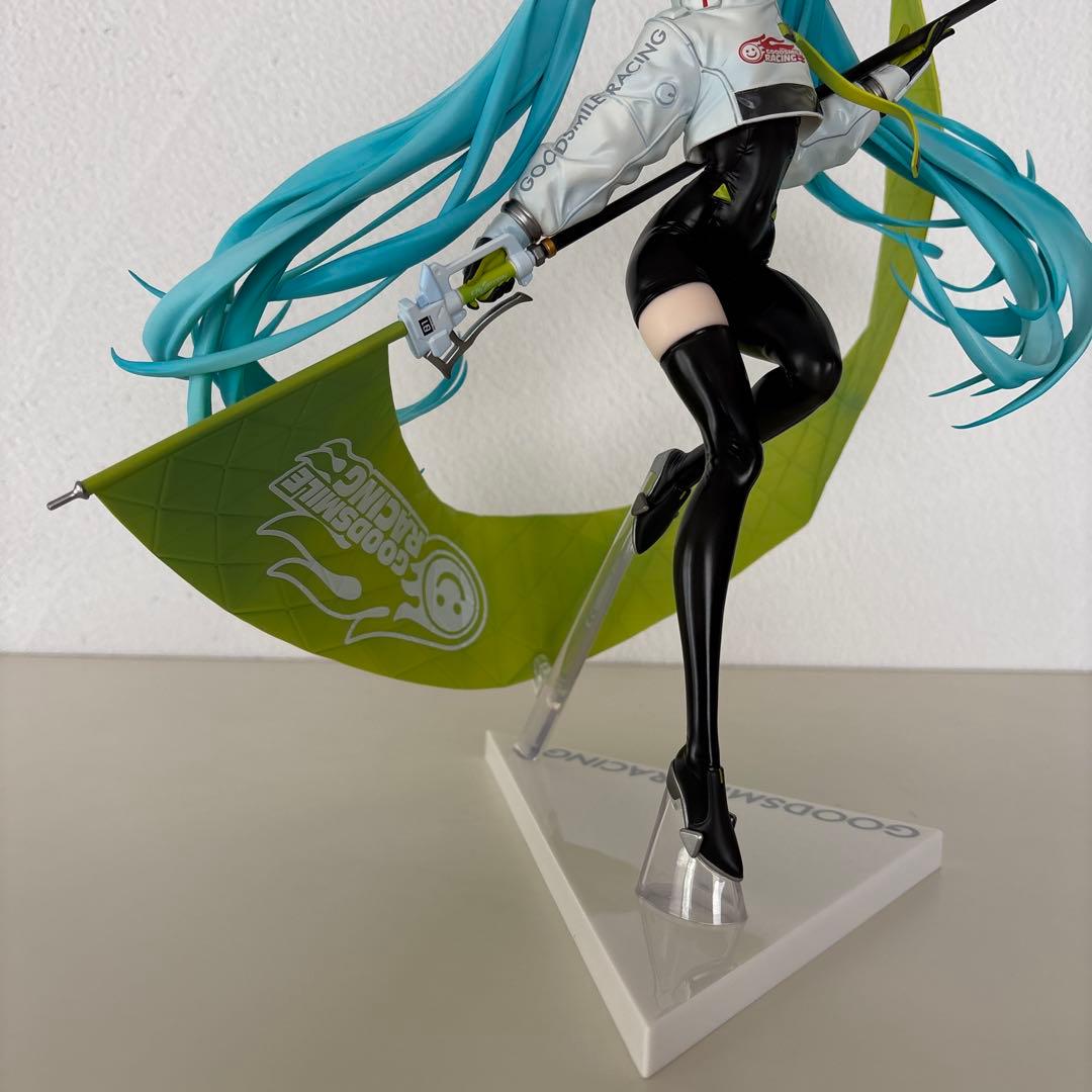初音ミク GTプロジェクト レーシングミク2022Ver.1/7 フィギュア