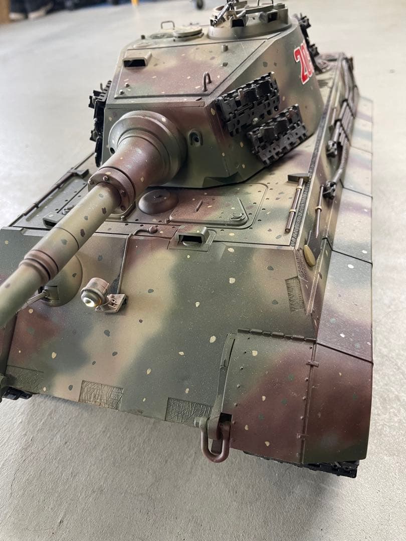 ヘンロン1／16 キングタイガーラジコン戦車　ジャンク