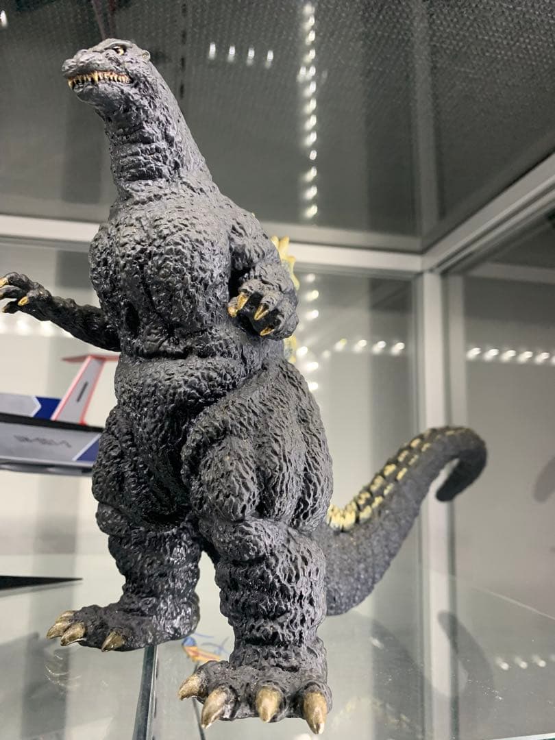 ゴジラ　塗装済み完成品　フィギュア