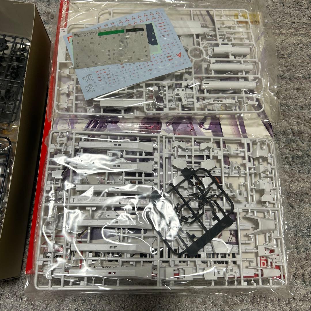 MG RX-93 νGUNDAM Ver.GFT