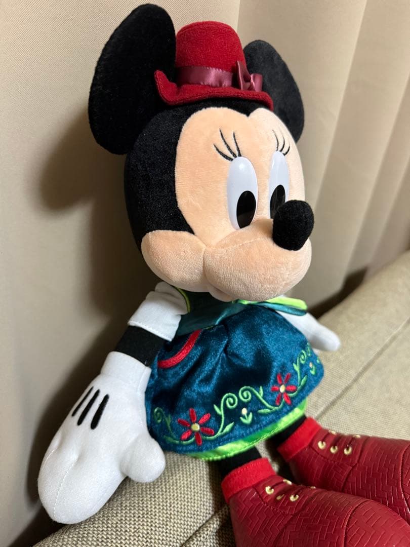 【美品】ミッキーのマジカルミュージックワールド ミニーマウス ぬいぐるみ
