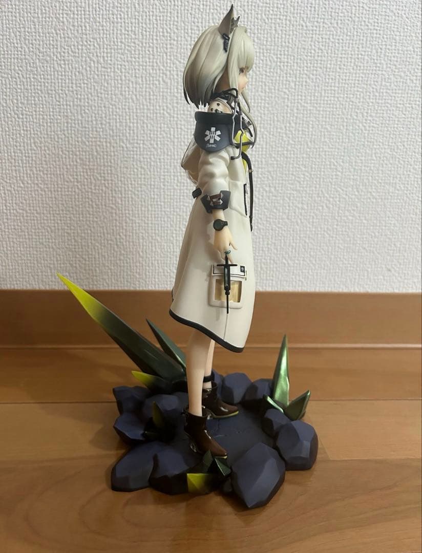 アークナイツ　ケルシー　スケールフィギュア　特典付き