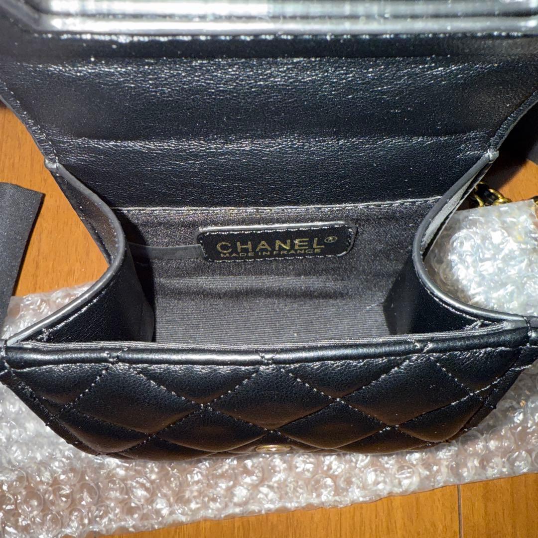 CHANEL ブラック キルティング　ミニバッグ　ノベルティ