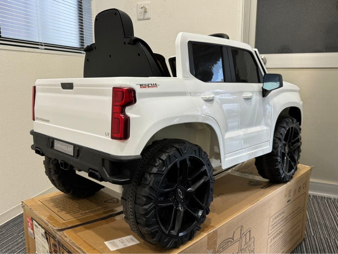 ⚠️現在販売一時停止中❗️購入不可‼️シルバラード　電動乗り用自動車
