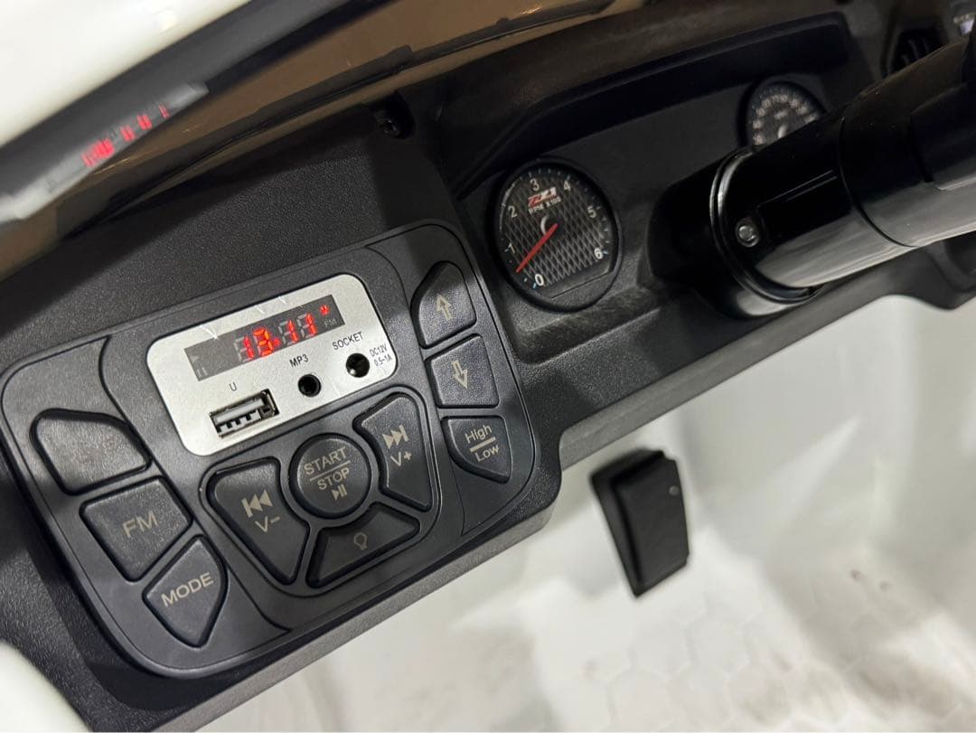 ⚠️現在販売一時停止中❗️購入不可‼️シルバラード　電動乗り用自動車