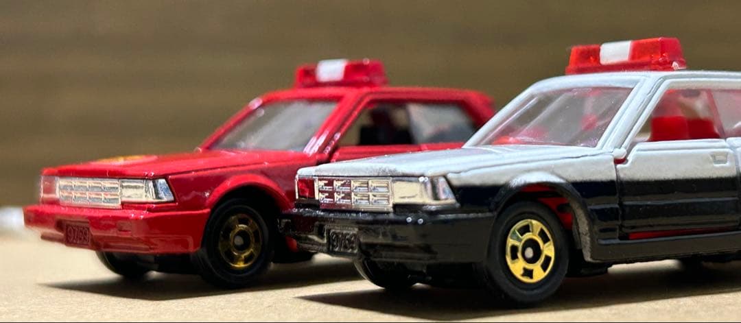 日本製 トミカ ニッサン セドリック パトロールカー 消防指揮車 2台セット