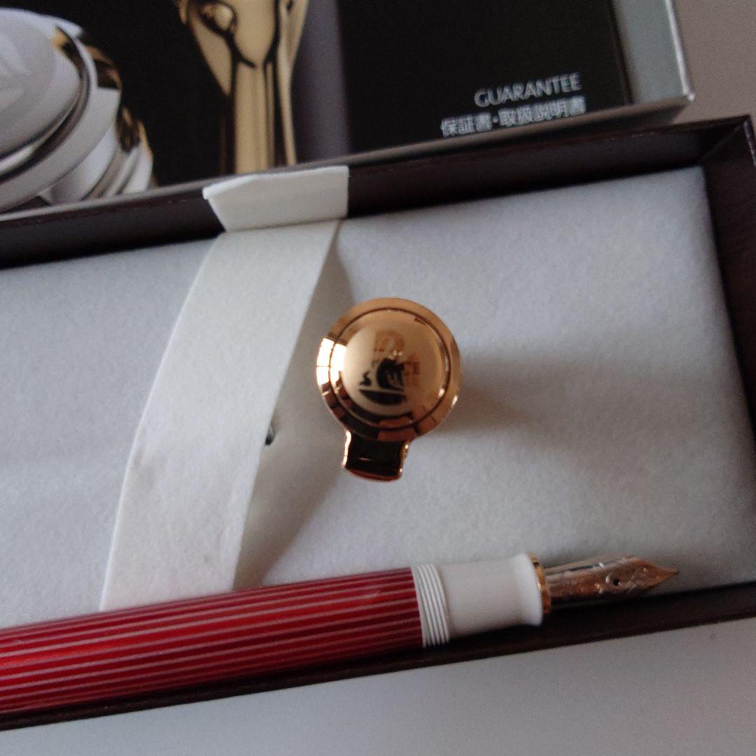 Pelikan 万年筆 M600 レッドホワイト スーベレーン F細字