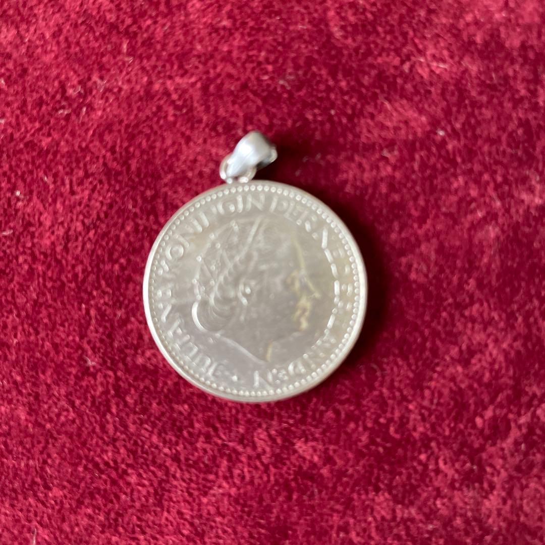 オランダ旧貨幣ペンダントトップ2点