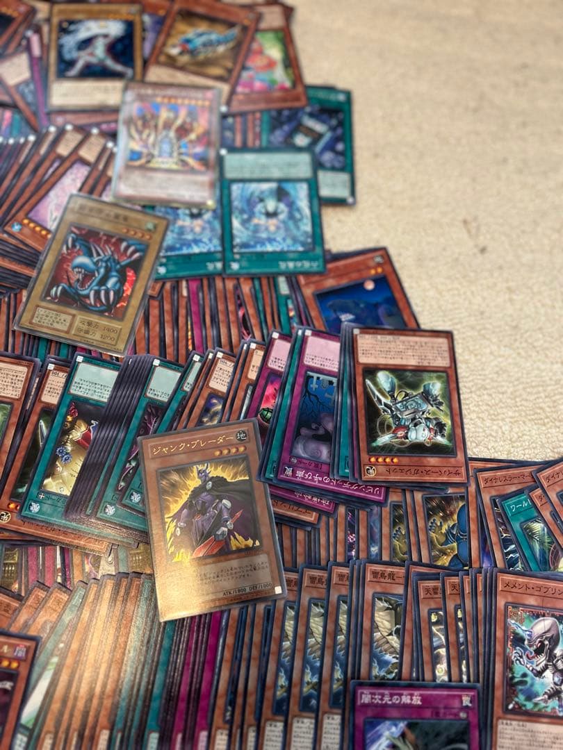 遊戯王 デュエルモンスターズカード