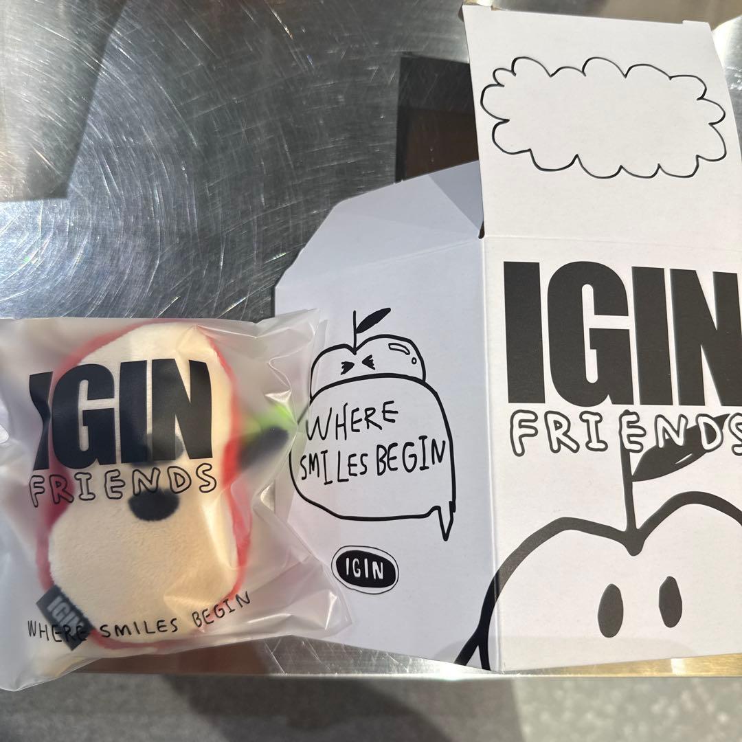 BTS JIN ジン IGIN 限定 キーリング アップルマン 新品 黒 赤
