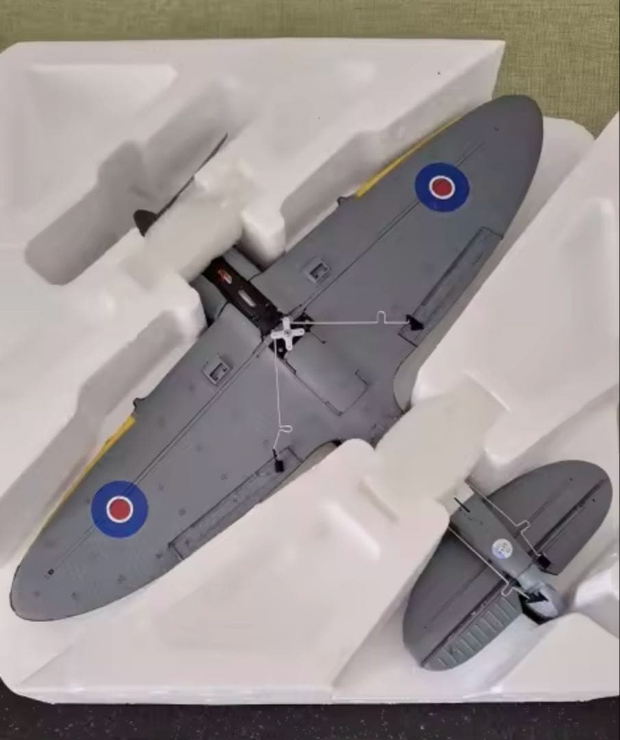 Volantex スピットファイア ラジコン飛行機 RC 戦闘機ワンキー曲技飛行
