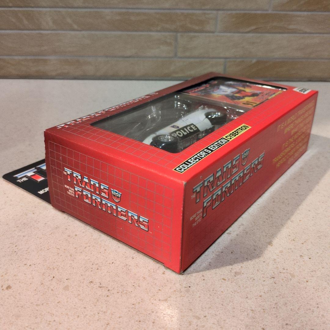 トランスフォーマー　復刻版　サイバトロン　クランプダウン e hobby 限定