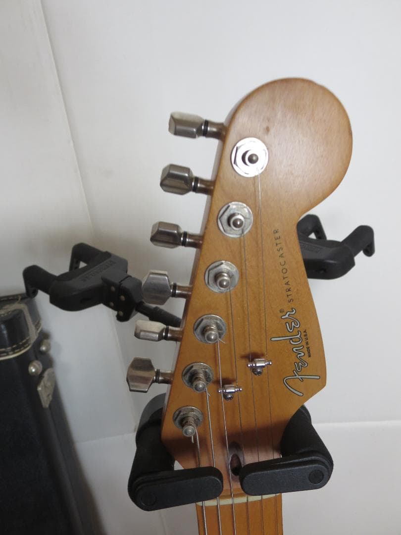 Fender USA BIG APPLE ストラトキャスター ケース付