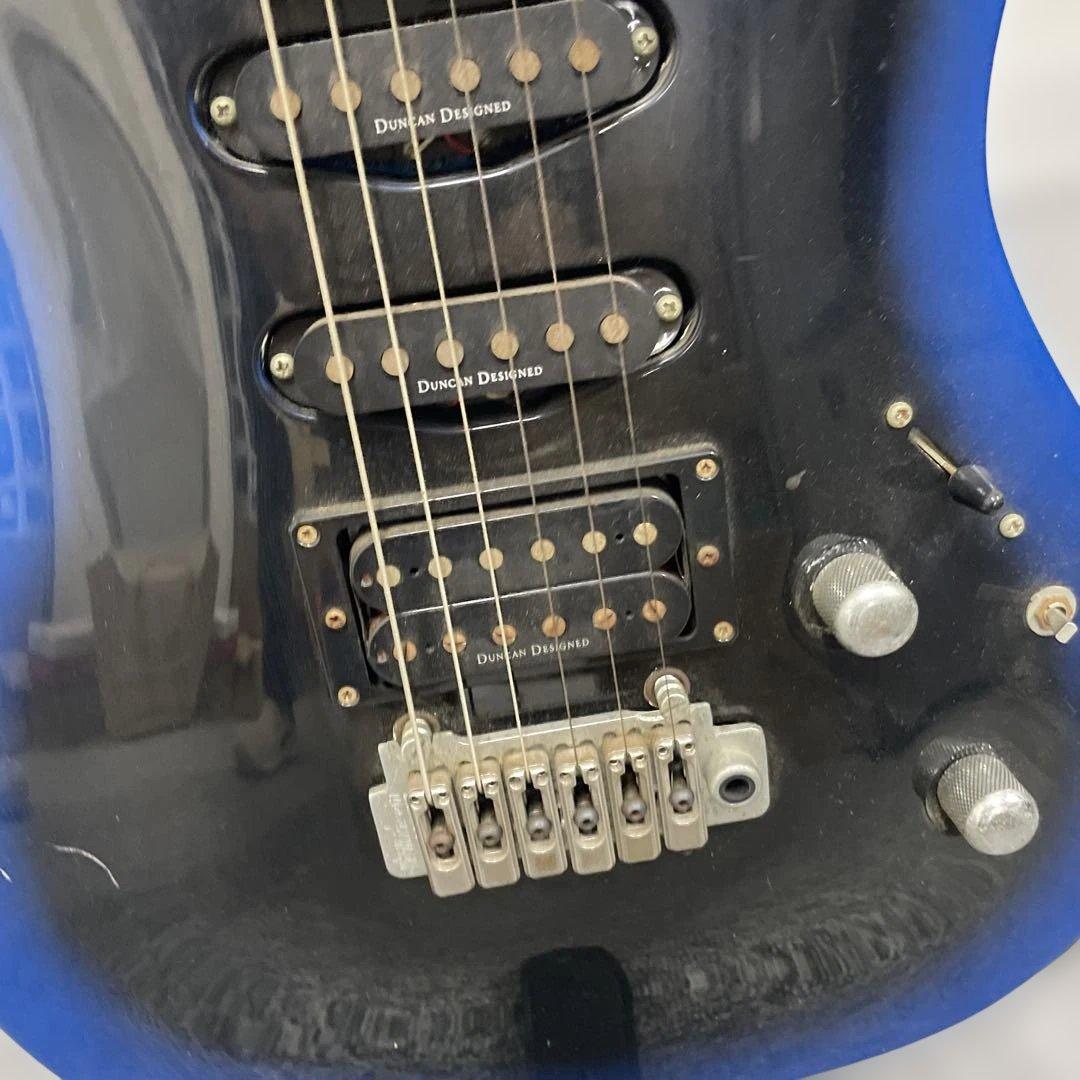 AriaPro II MAGNA series 青いエレキギター