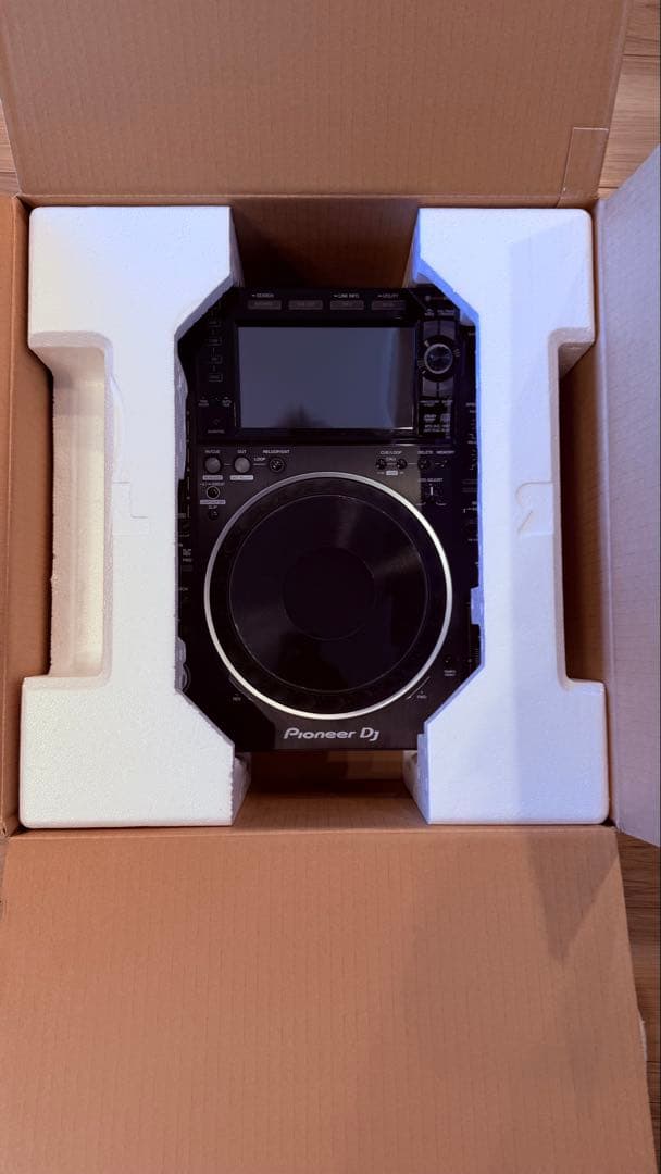 Pioneer CDJ-2000NXS2 1台　デッキセーバー付き 箱付き