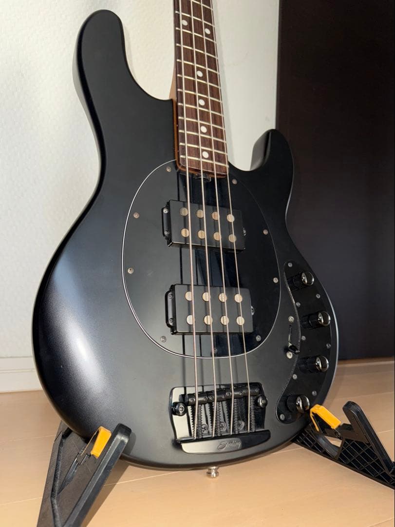 Sterling Ray34HH Stealth Black アクティブベース